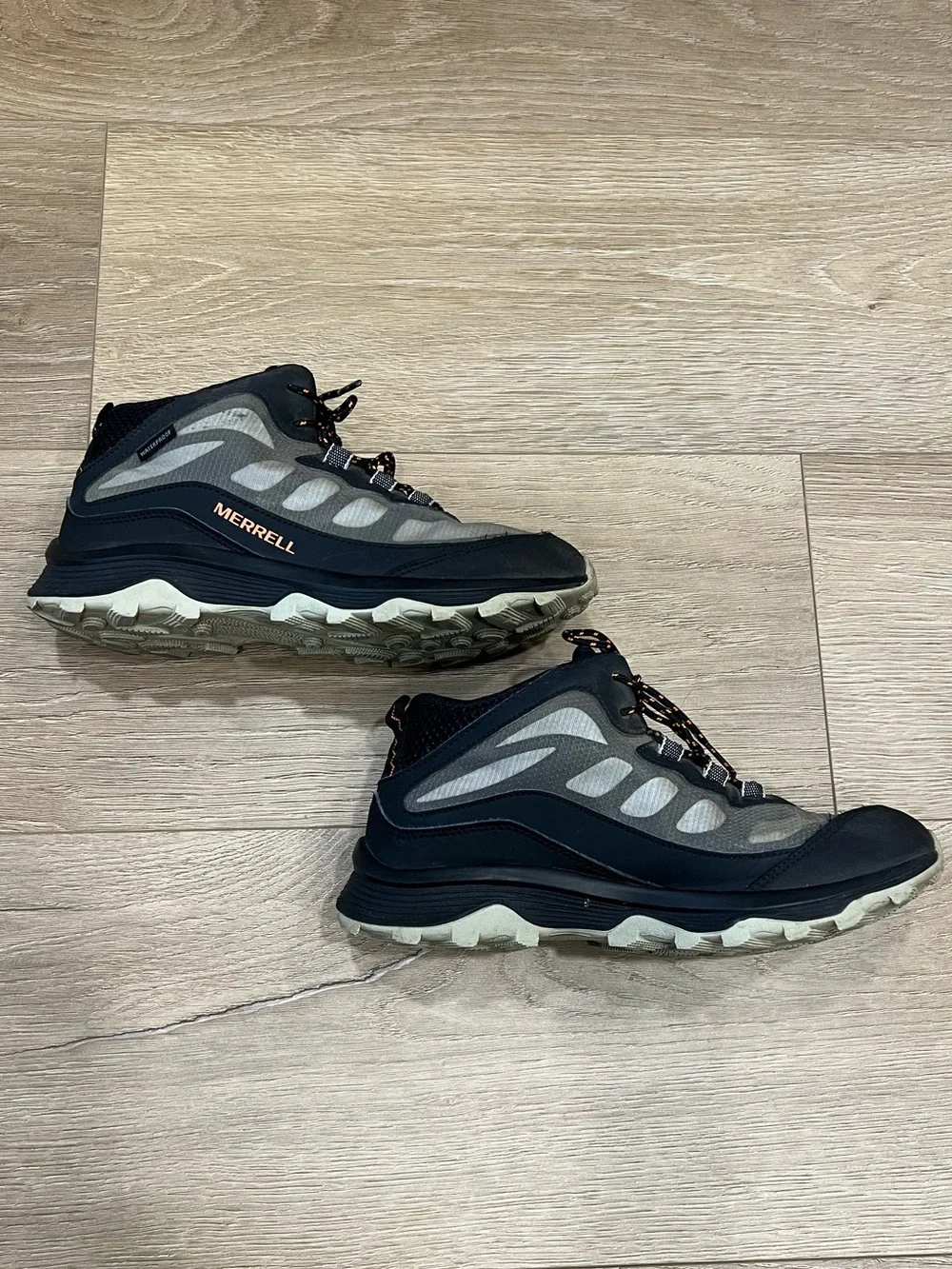 Merrell Moab Speed Mid Hiking Shoes Size 5